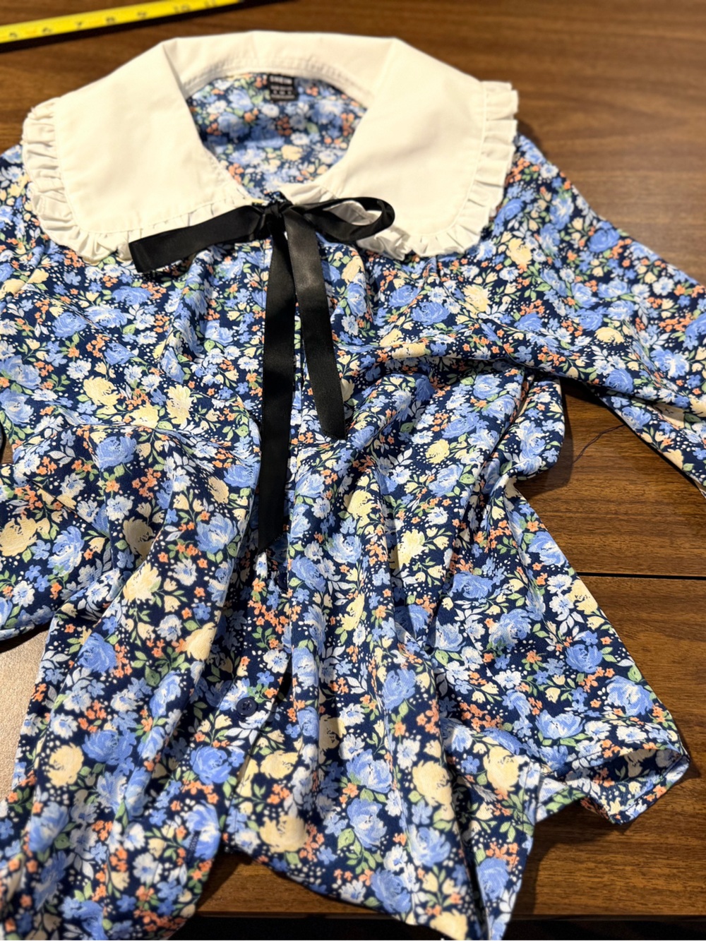 SHEIN 4pc Blouse Bundle Medium Cottagecore Abstract Floral Lot M/L